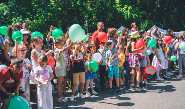 Стотици детски усмивки, много емоции, балони и пъстри анимационни герои на 1 юни в Ямбол   